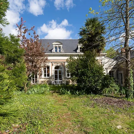 Narcisse Bienvenue - Elegance Et Raffinement *