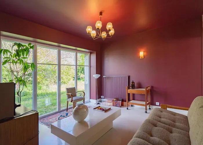 Narcisse Bienvenue - Elegance Et Raffinement فيلة