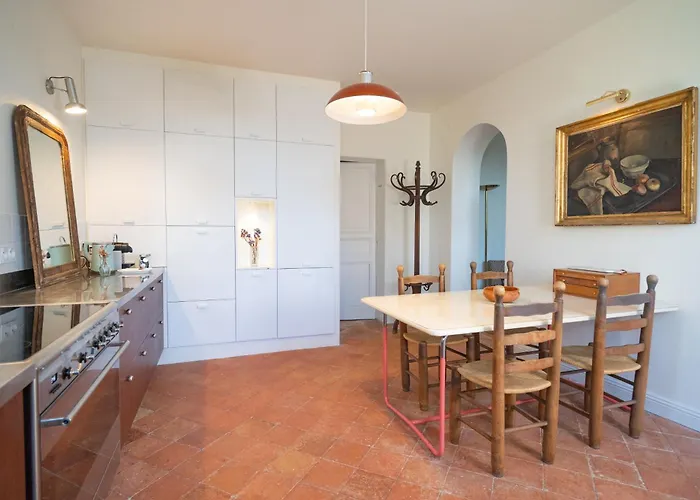 Narcisse Bienvenue - Elegance Et Raffinement * Saint-Mathurin (Maine-et-Loire)